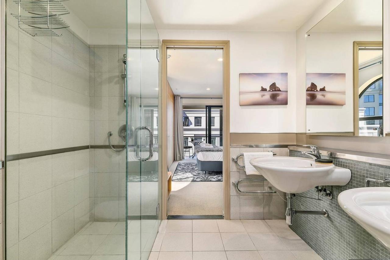 Enormous One Bedroom Beauty In Cbd! Free Parking Auckland Exterior foto